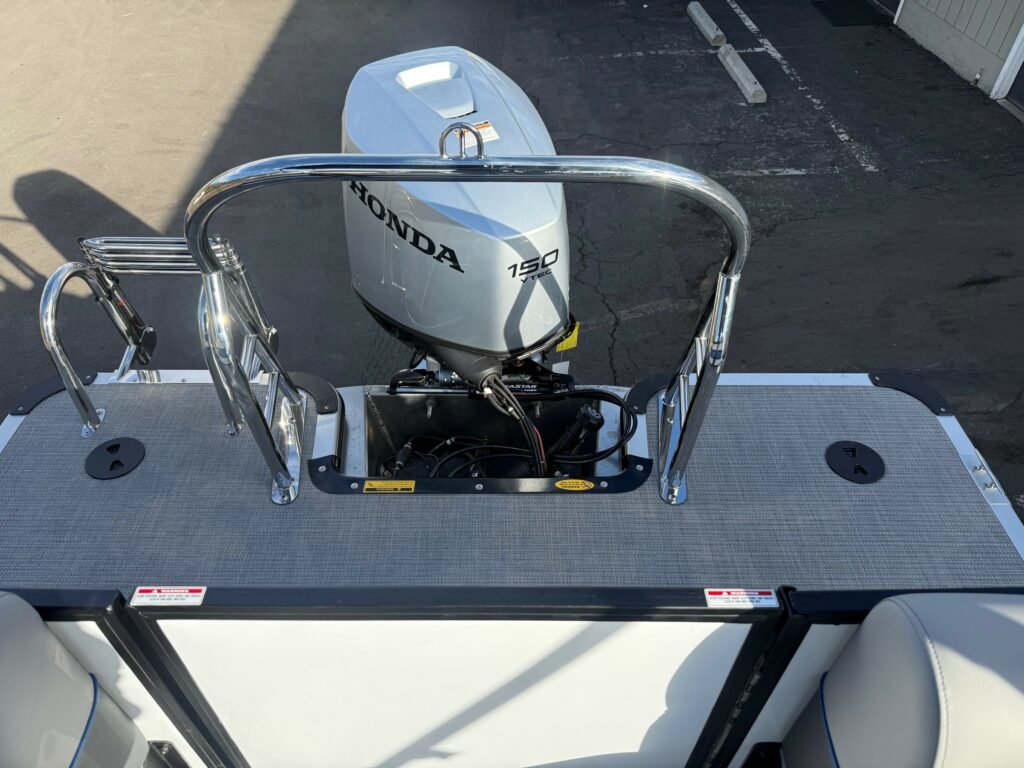 2026 Bentley 223 Bolt photo 5