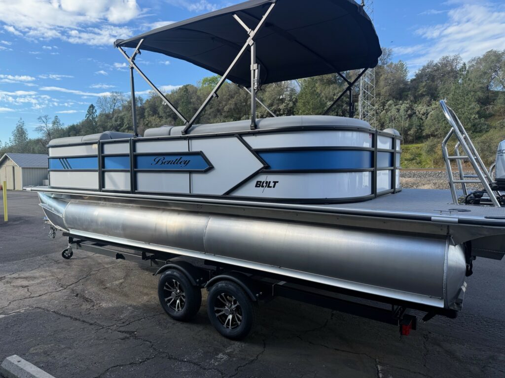 2026 Bentley 223 Bolt photo 6