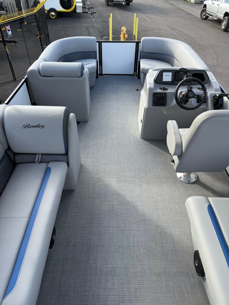 2026 Bentley 223 Bolt photo 9