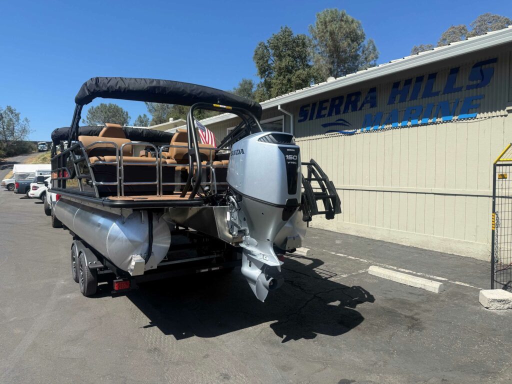 2027 Legacy 223 Quad Swingback photo 3