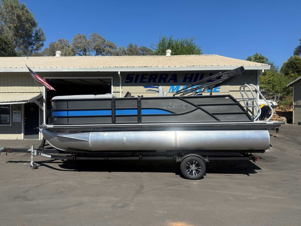 2027 Legacy 200 Swingback