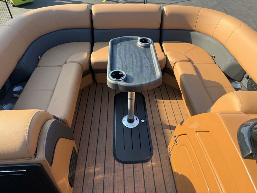 2026 Bentley Elite 253 Swingback photo 8